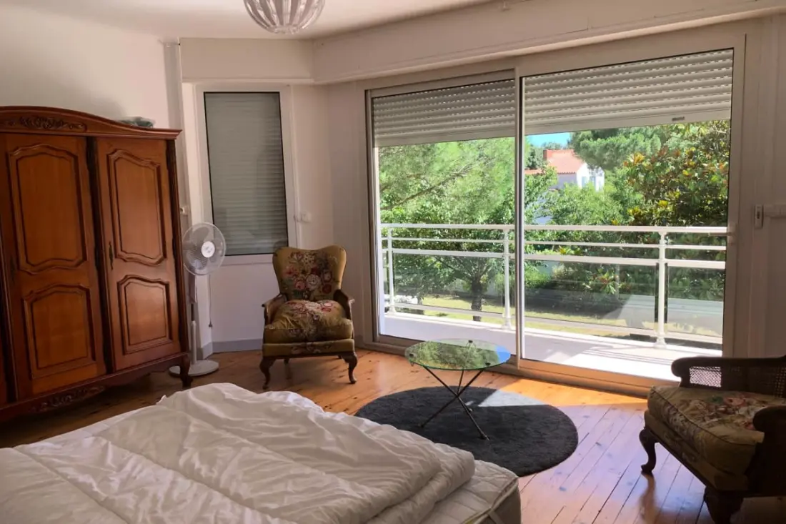 Casa De Characterère Da 6 camere a La Rochelle