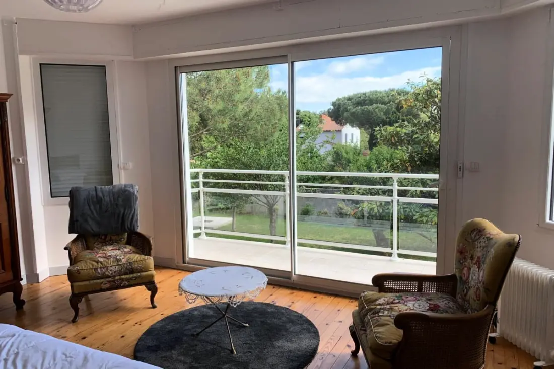 Casa De Characterère Da 6 camere a La Rochelle