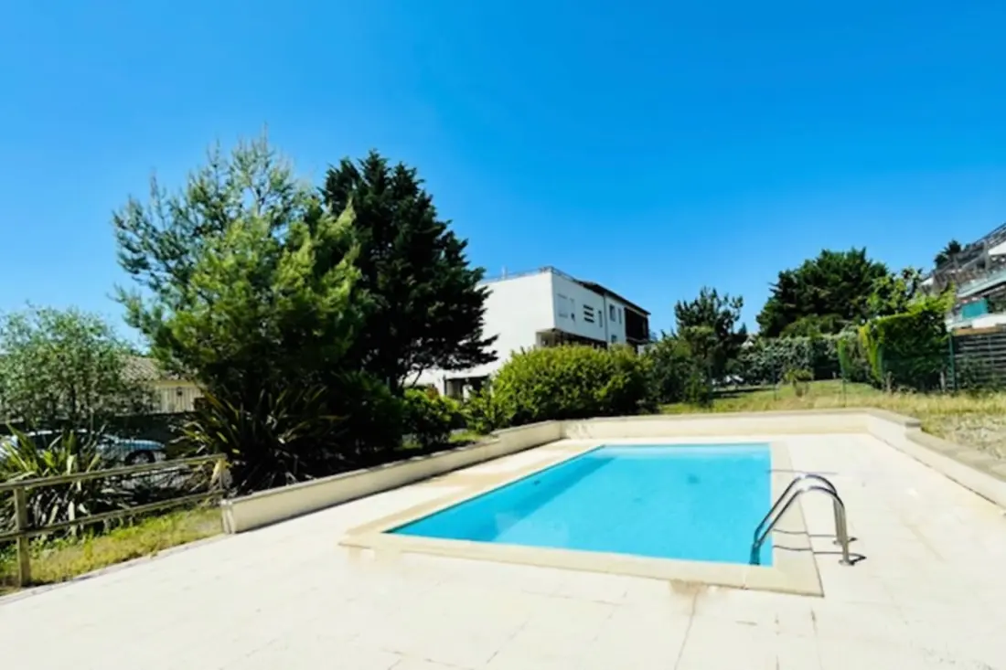 Cocon in una scatola di Verdure con piscina