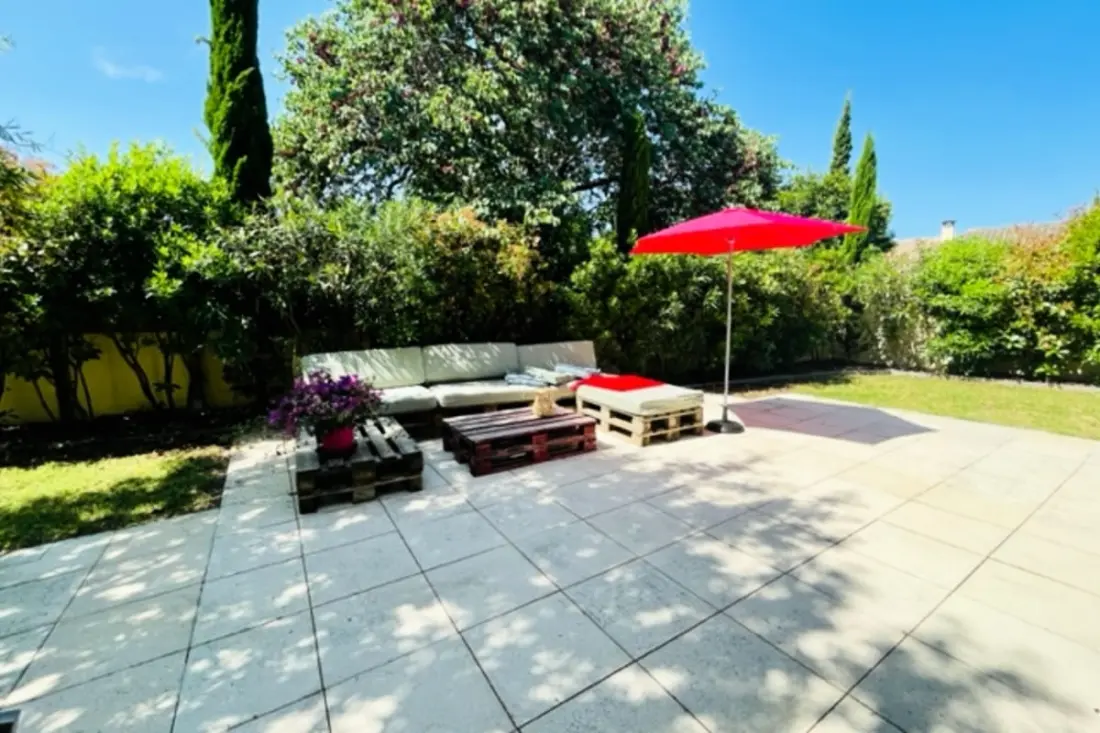 Cocon in una scatola di Verdure con piscina