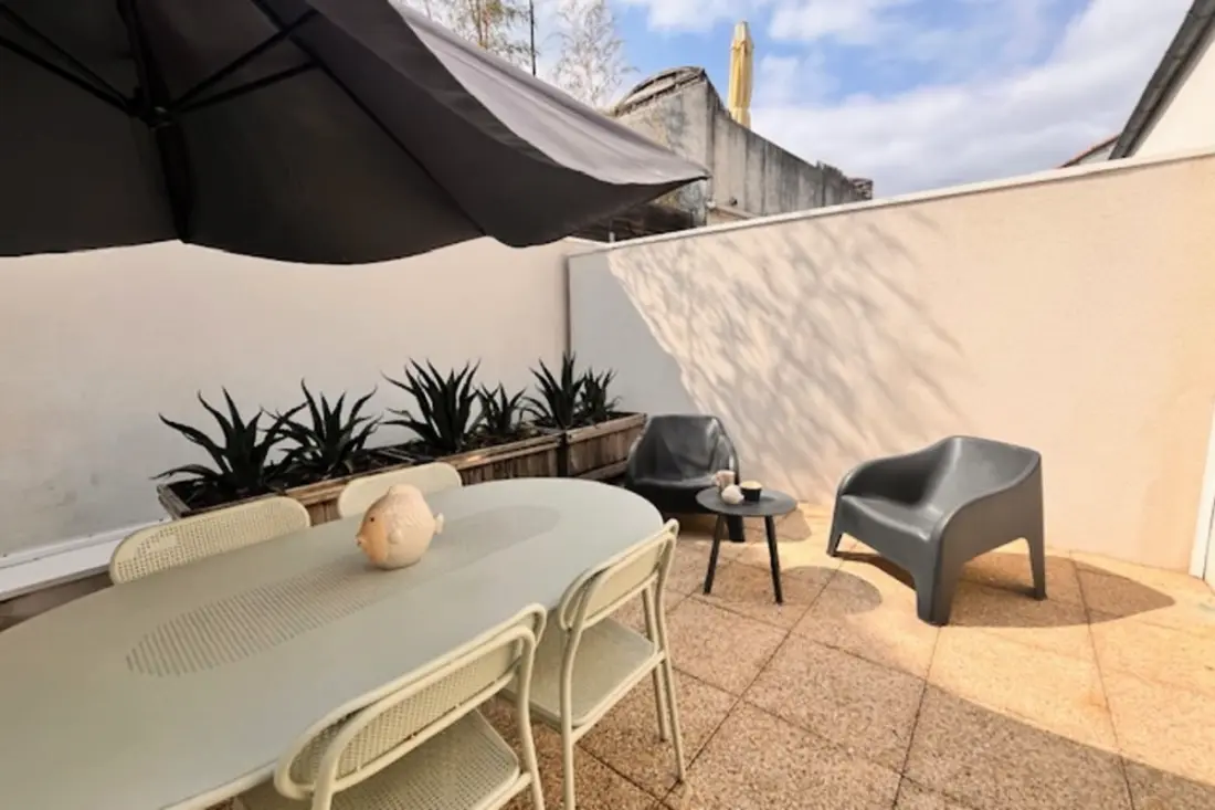 Charming Apartment De La Plage közelében