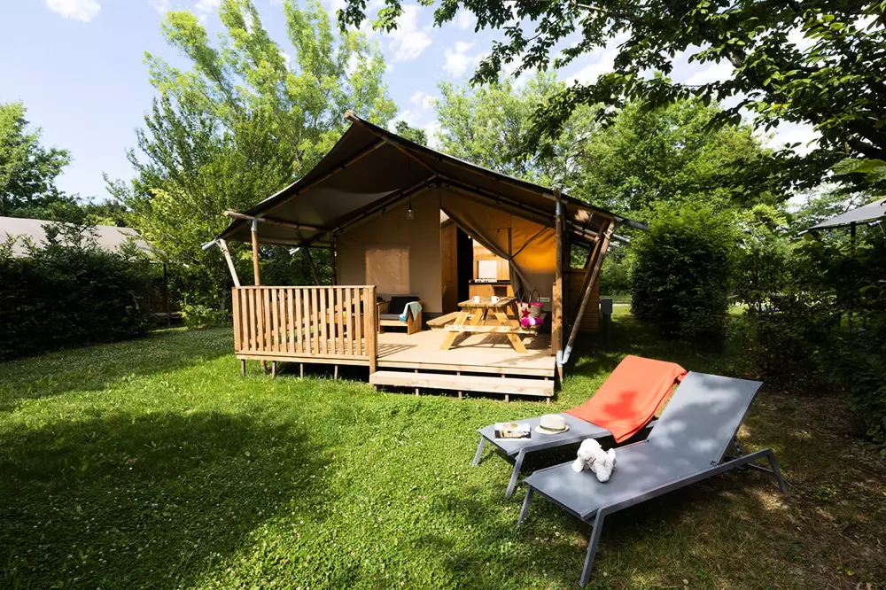 Le Camp de Florence (Vodatent)