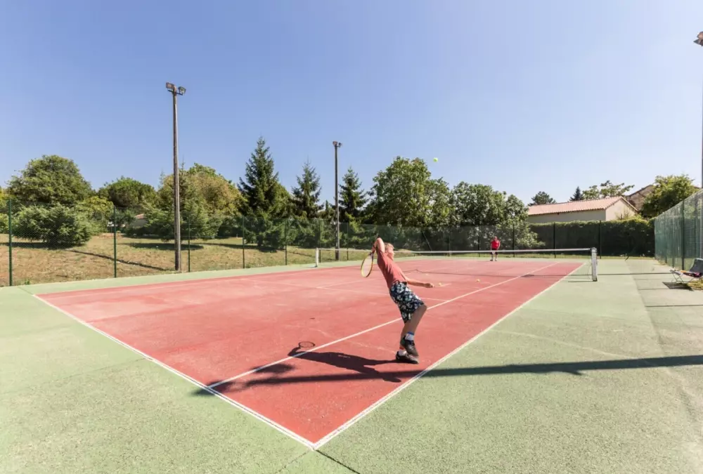 Le Camp de Florence (Vodatent)