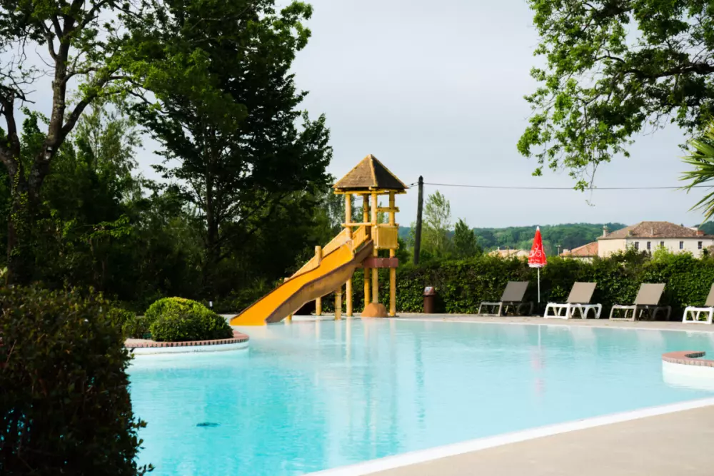 Le Camp de Florence (Vodatent)