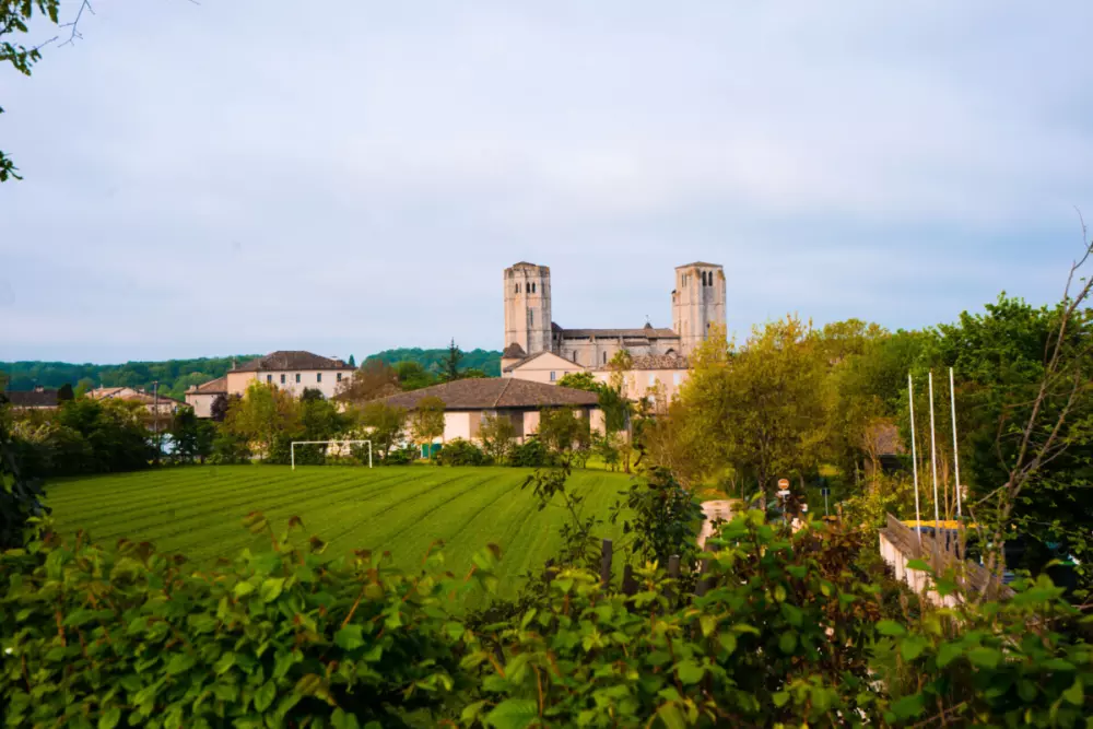 Le Camp de Florence (Vodatent)