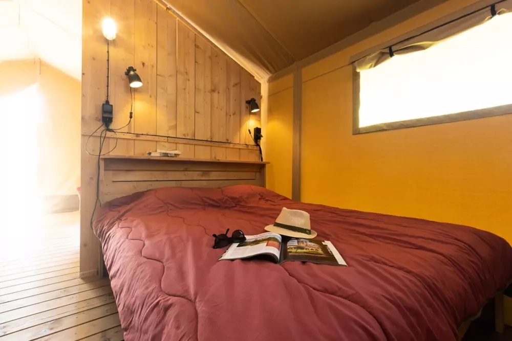 Le Camp de Florence (Vodatent)