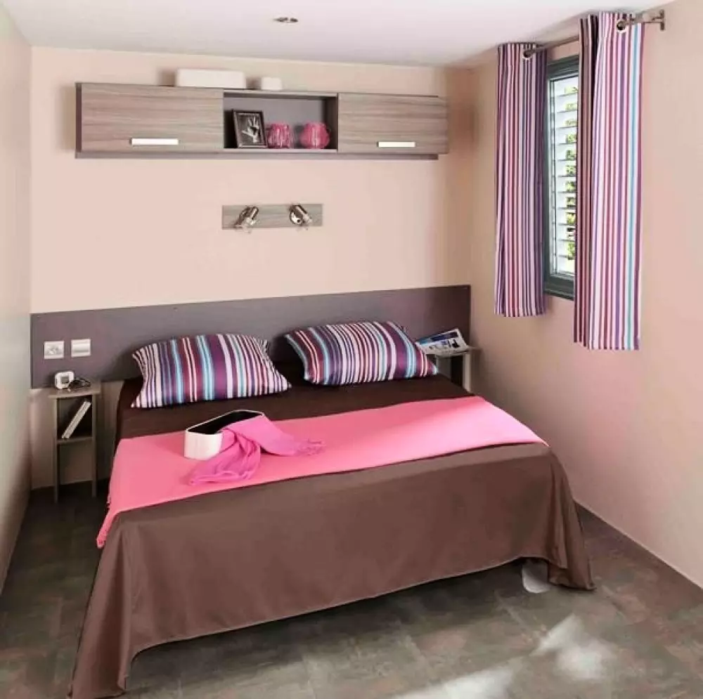 Le Camp de Florence (Vodatent)