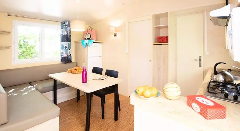 Le Camp de Florence (Vodatent)