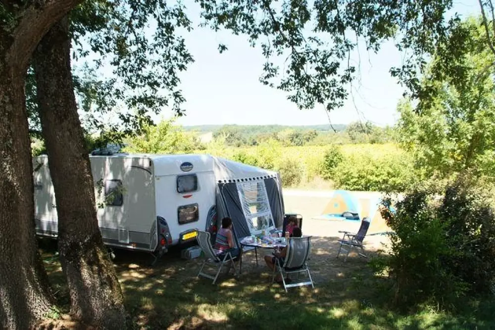 Le Camp de Florence (Vodatent)