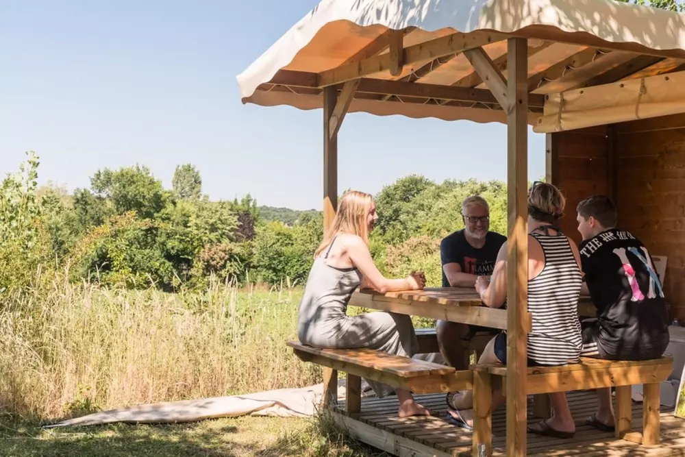 Le Camp de Florence (Vodatent)