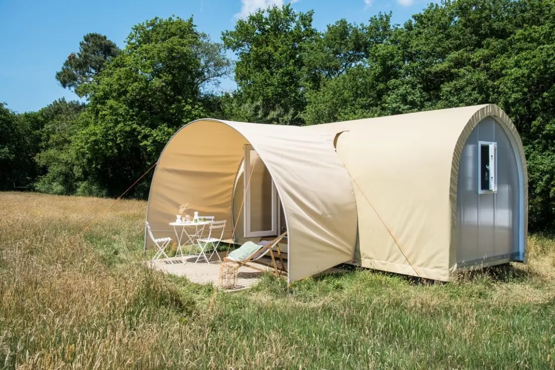 Le Camp de Florence (Vodatent)