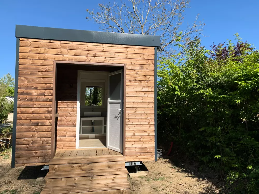 Le Camp de Florence (Vodatent)