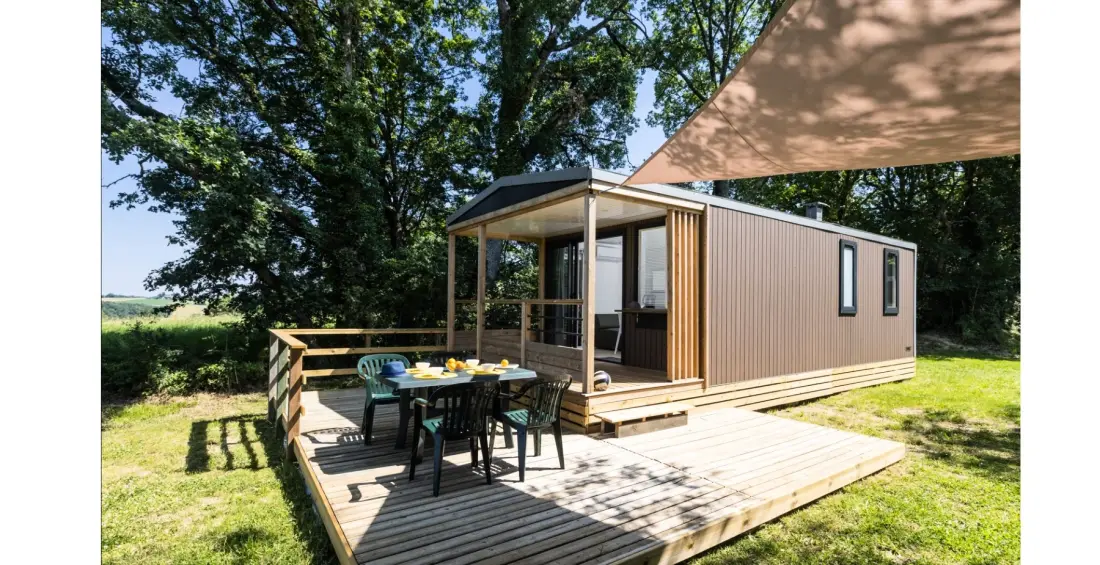 Le Camp de Florence (Vodatent)