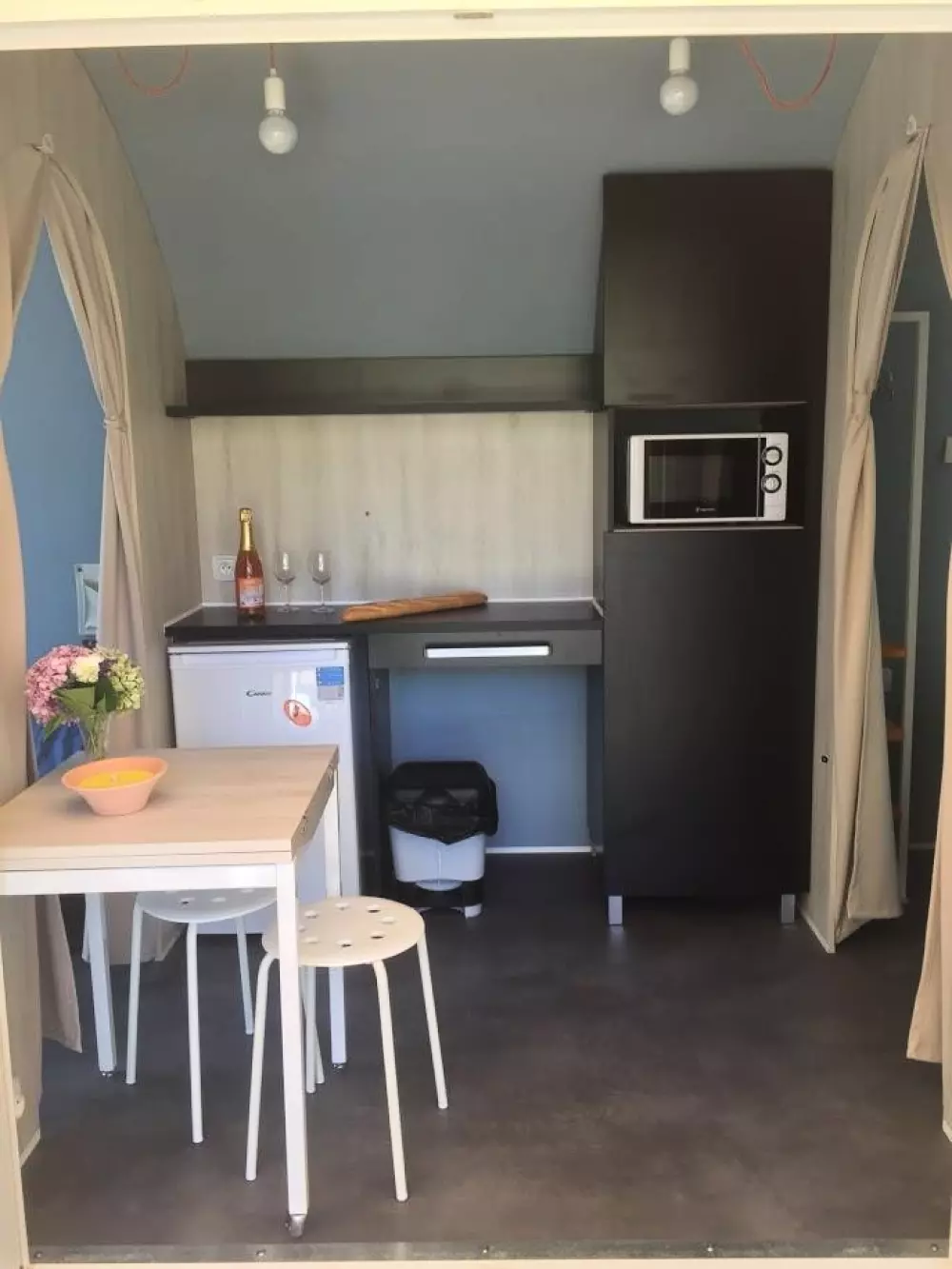 Le Camp de Florence (Vodatent)