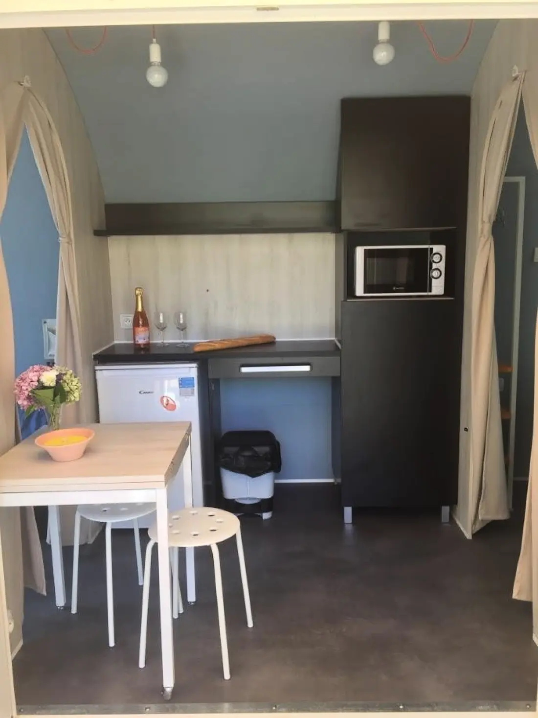 Le Camp de Florence (Vodatent)