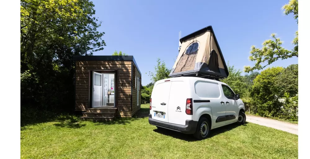 Le Camp de Florence (Vodatent)