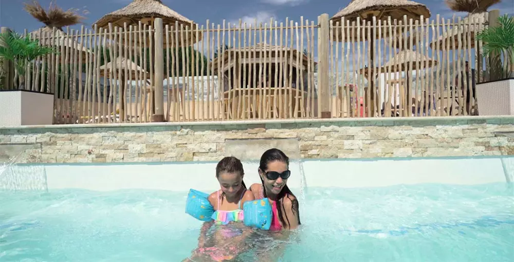 Camping Paradis les Amarines 4 Sterne★★★★