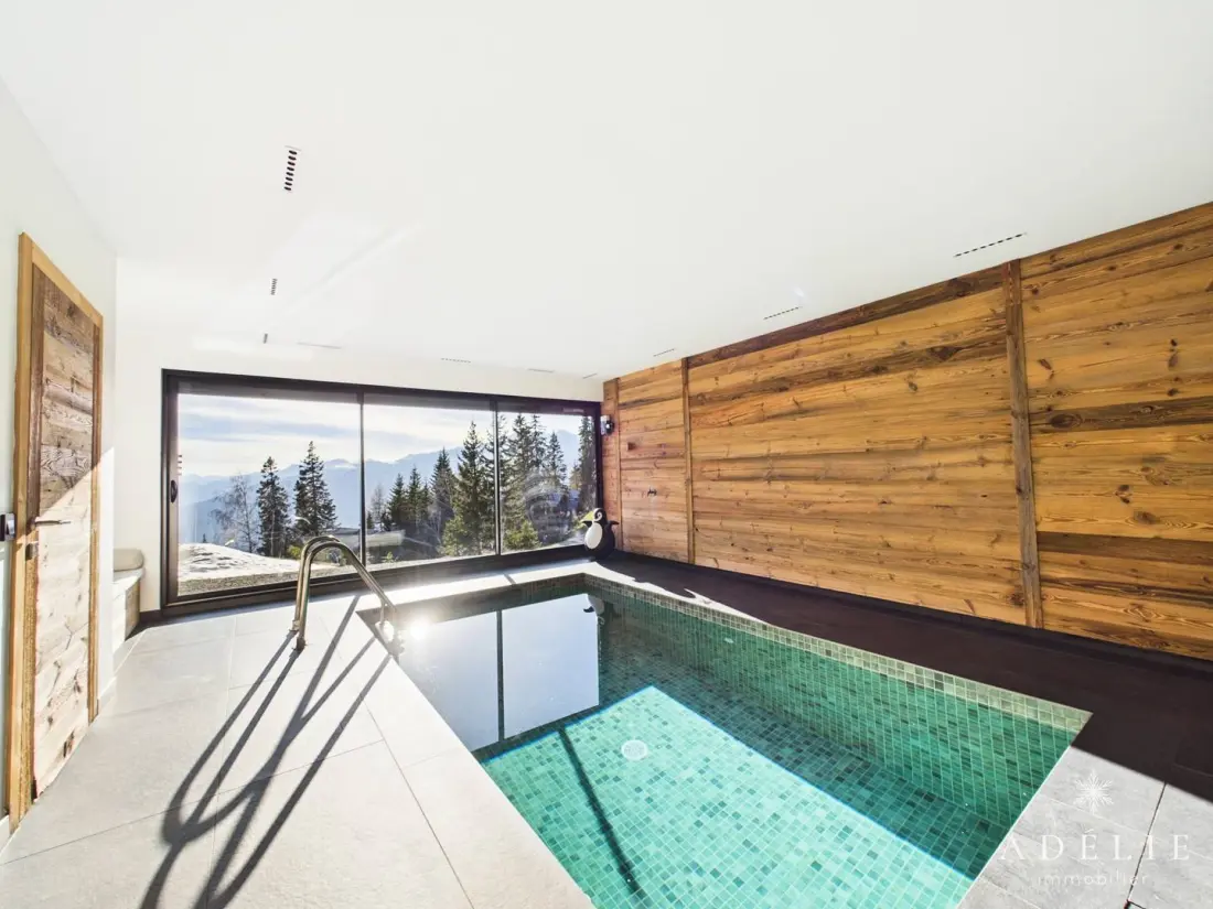 Chalet Mil8