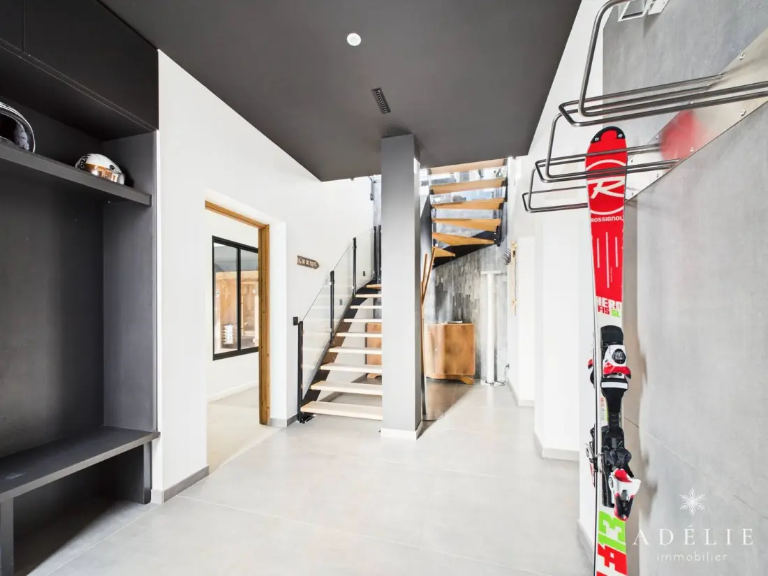 Chalet Mil8