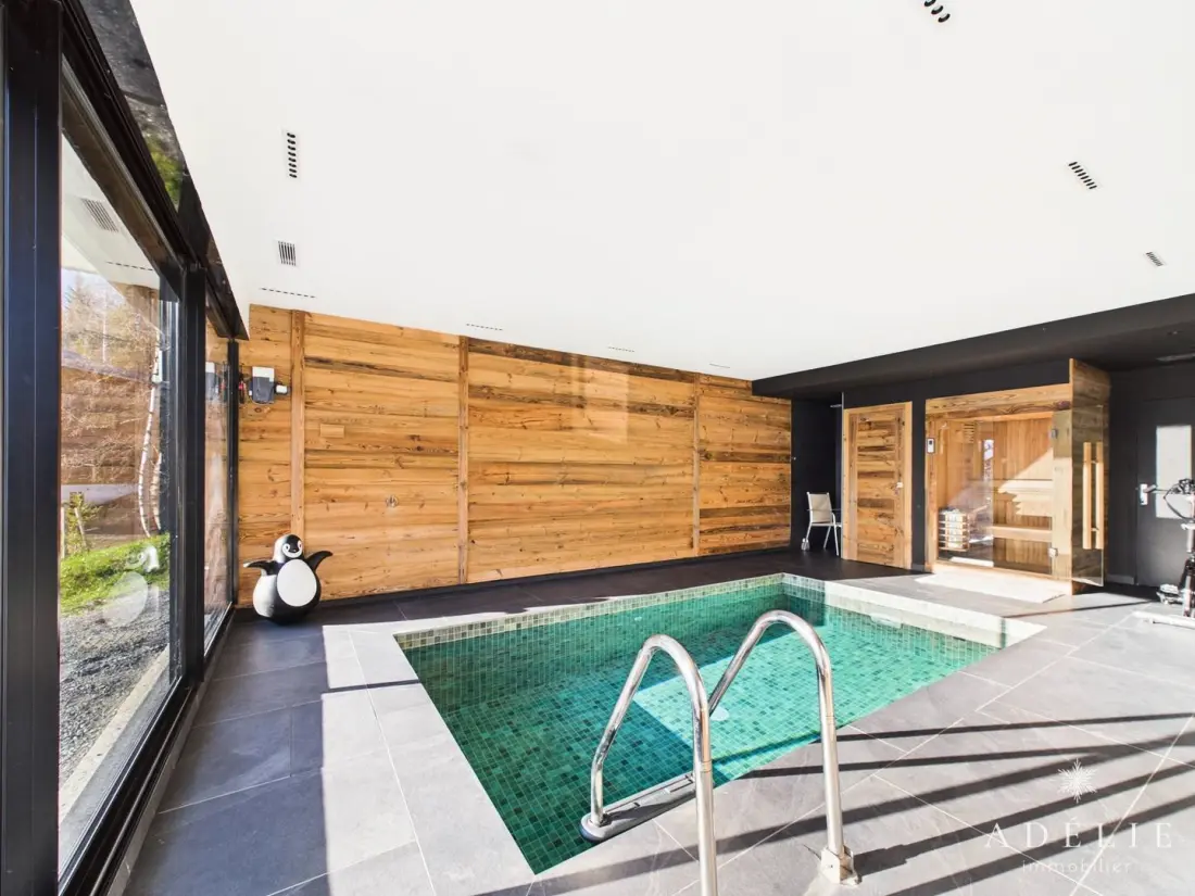 Chalet Mil8