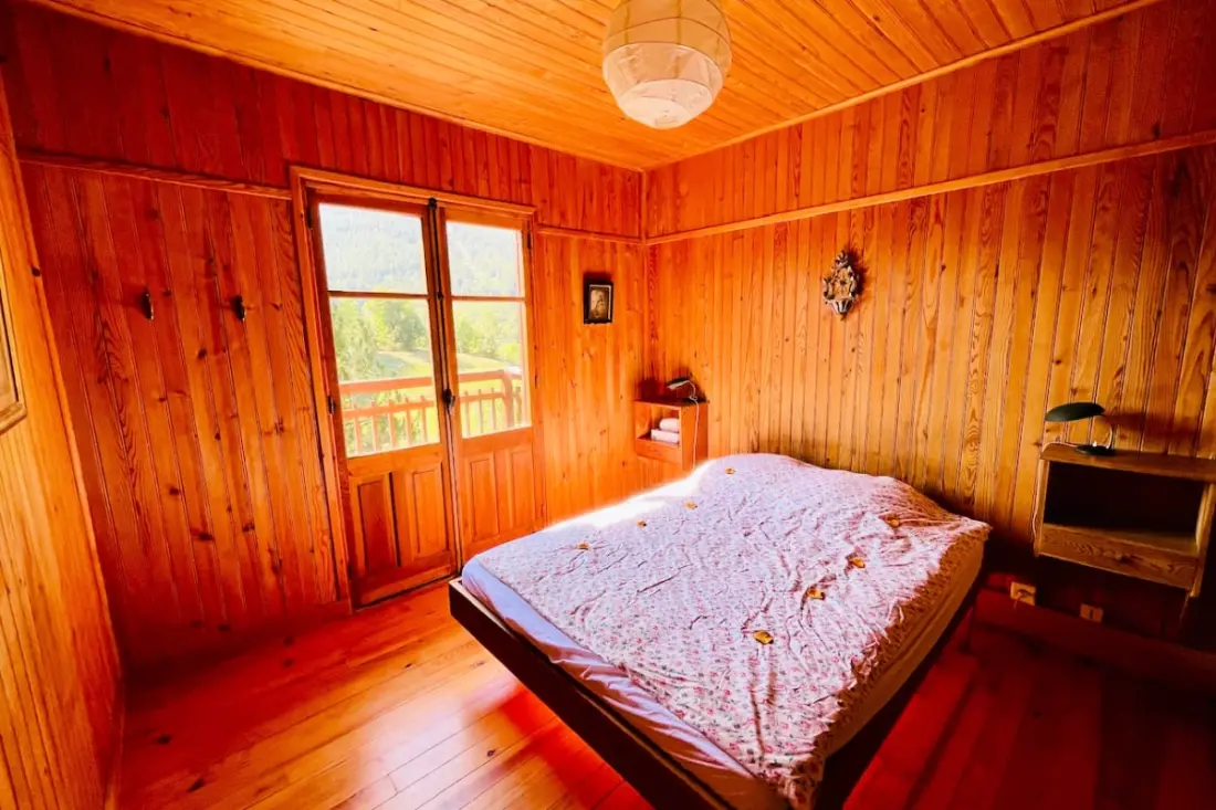 Chalet Alpin kandallóval, terasszal és kerttel