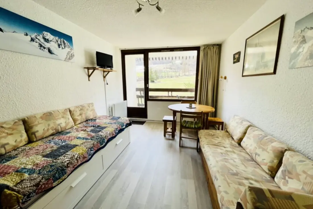 Schön 28m2 mit superb Blick auf La Salle Les Alpes