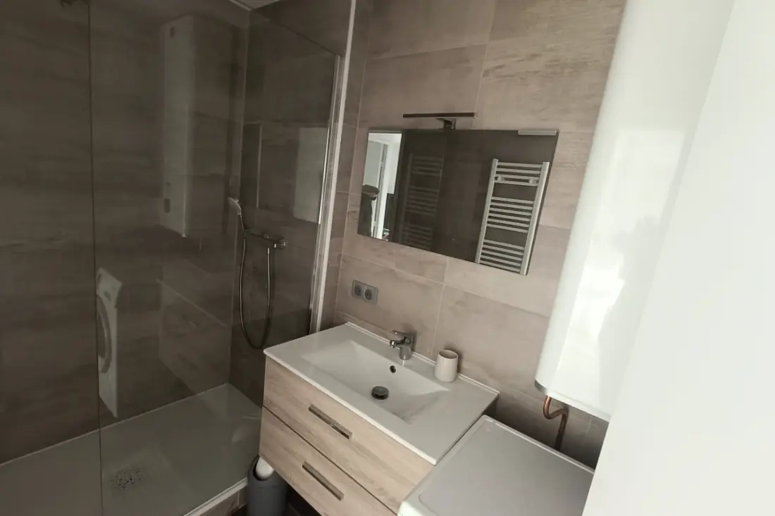 Apartment With Pool Close To The Beach