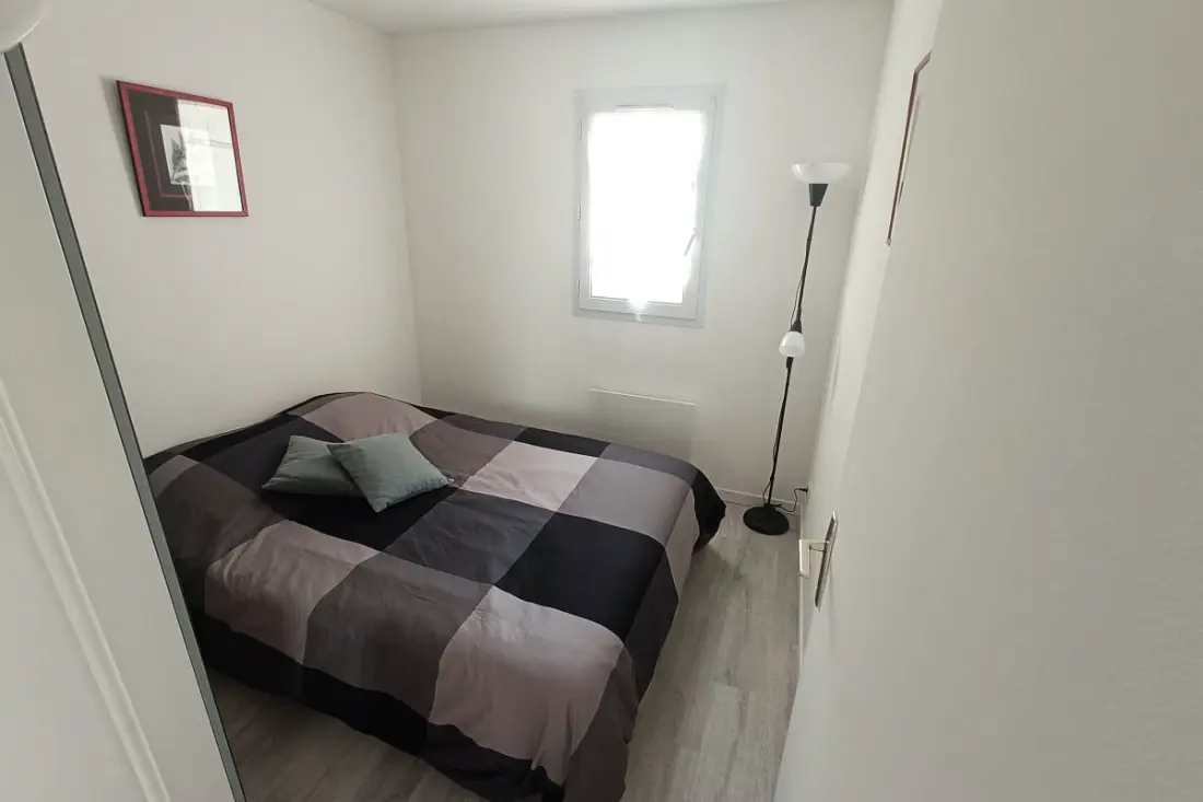 Apartment With Pool Close To The Beach