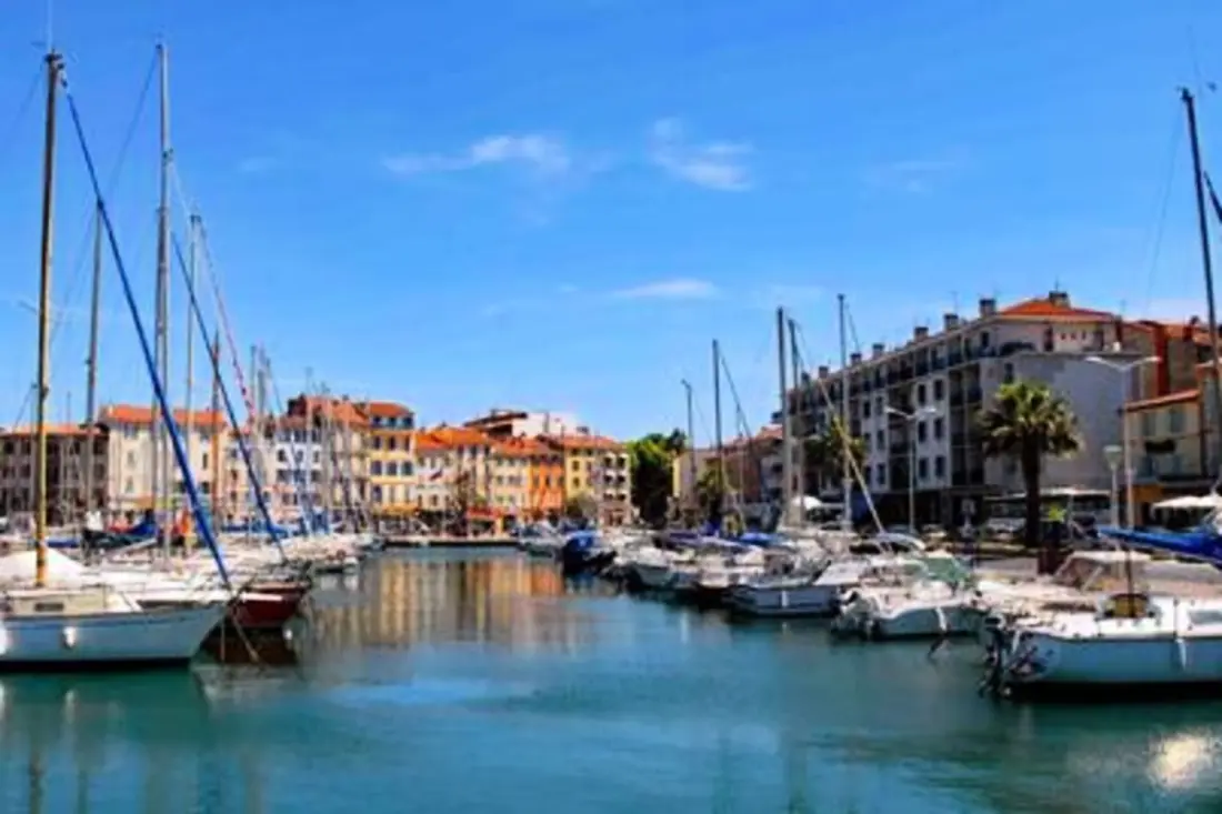 All Comfort Stay At the Heart of La Seyne-sur-mer