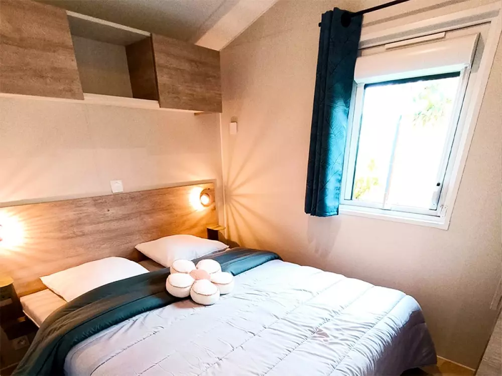 Domaine de la Forge - Sea Green by Sunêlia4 Stars★★★★