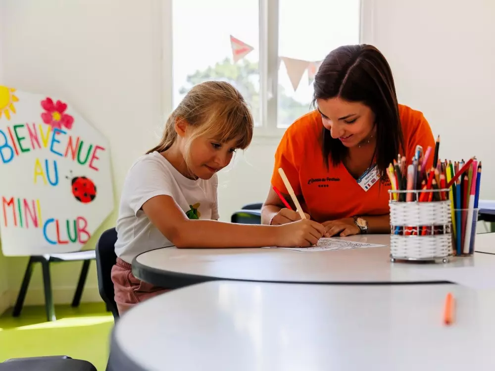 Flower Camping l'Escale du Perthuis 4 étoiles★★★★