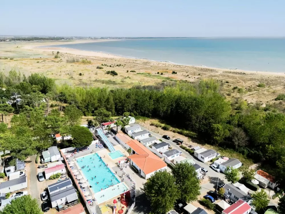 Flower Camping l'Escale du Perthuis 4 étoiles★★★★