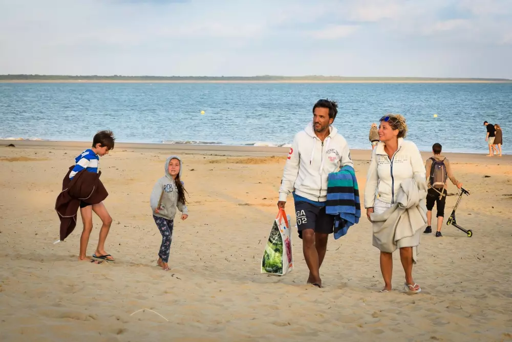 Flower Camping l'Escale du Perthuis 4 étoiles★★★★