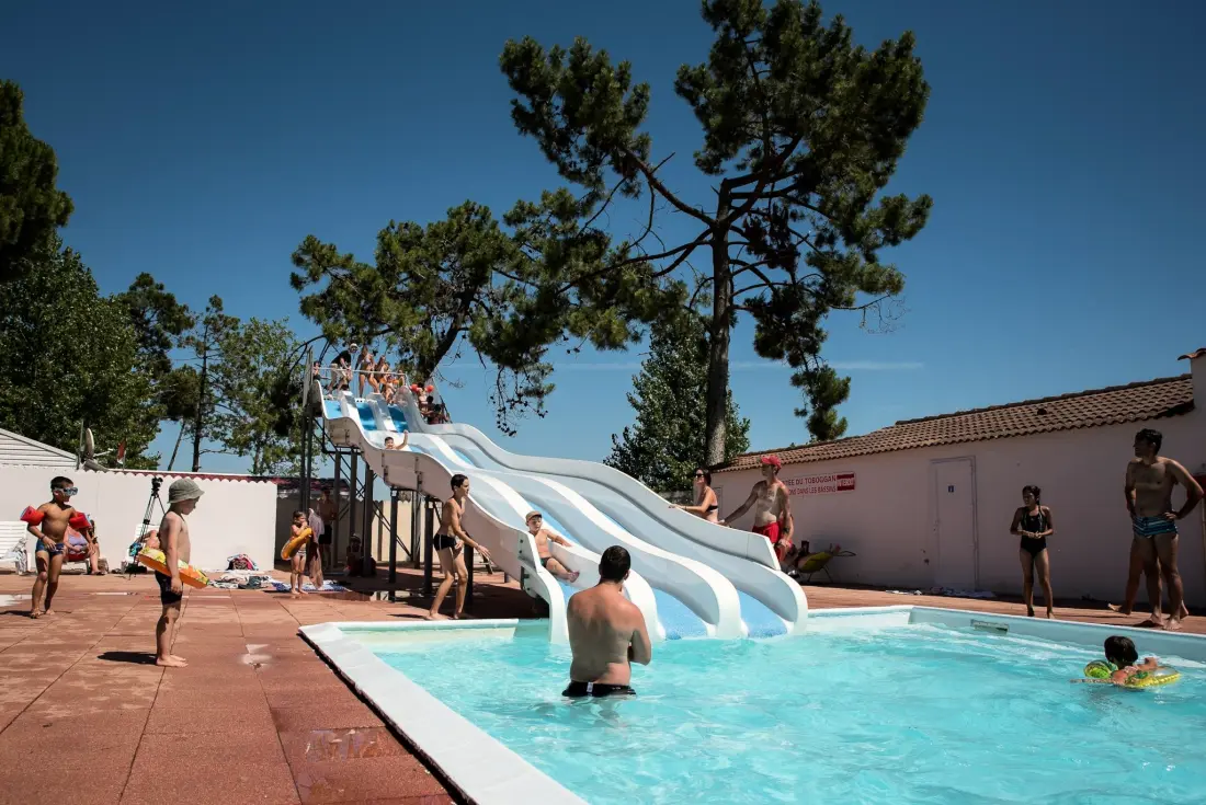 Flor Camping l'Escale du Perthuis 4 Estrellas★★★★