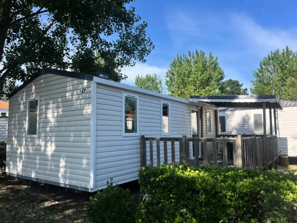 Flower Camping l'Escale du Perthuis 4 étoiles★★★★