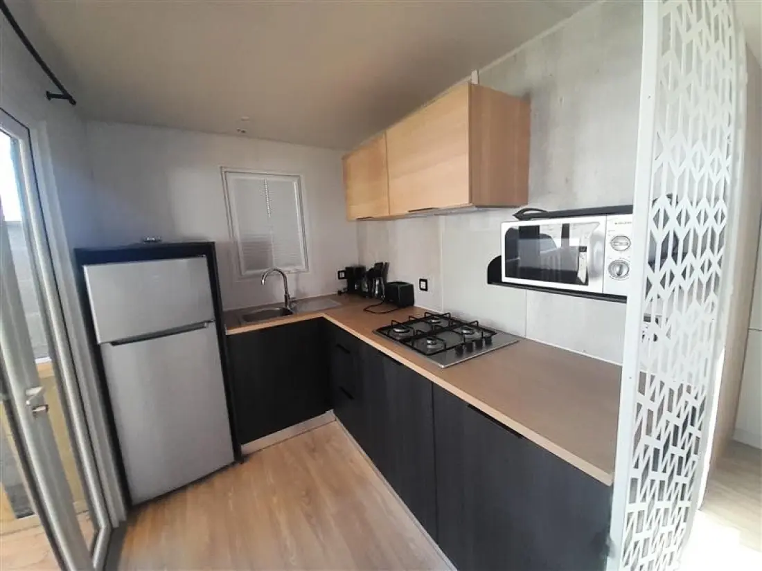 Flor Camping l'Escale du Perthuis 4 Estrellas★★★★