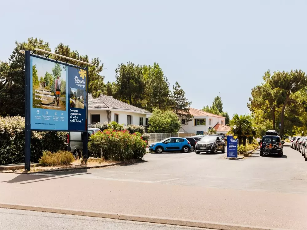 Flower Camping l'Escale du Perthuis 4 étoiles★★★★