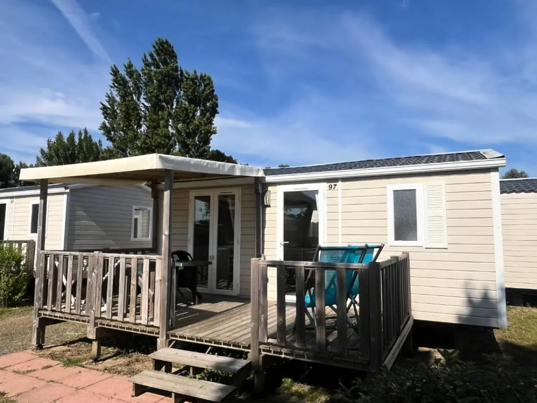 Flor Camping l'Escale du Perthuis 4 Estrellas★★★★
