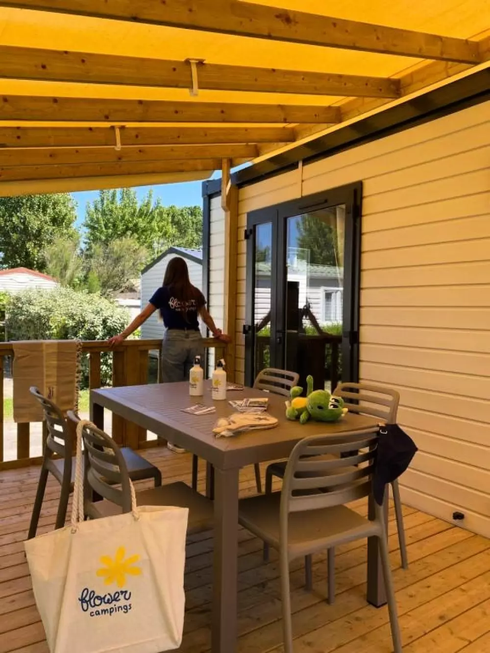 Flower Camping l'Escale du Perthuis 4 étoiles★★★★