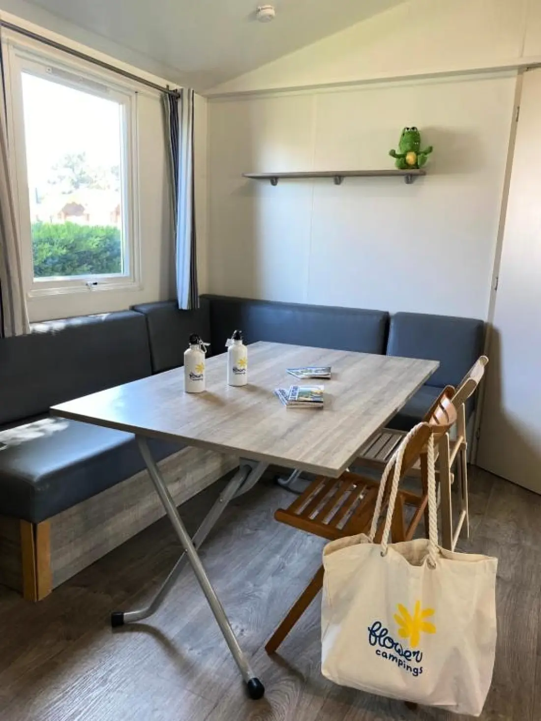 Flor Camping l'Escale du Perthuis 4 Estrellas★★★★