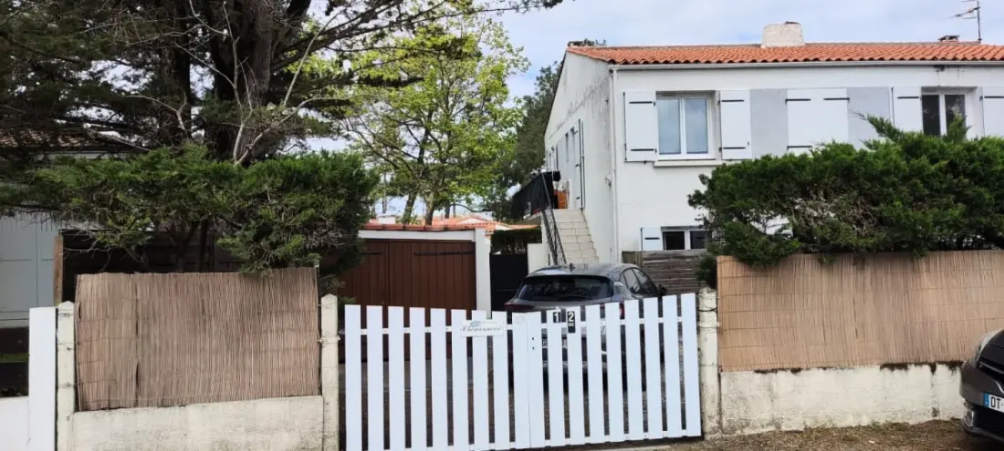 Elegáns és kényelmes két lépés a strandtól