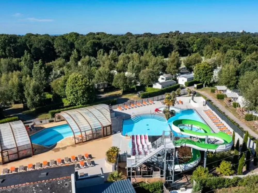 Camping Romanée - Kervilor 4 Sterne★★★★
