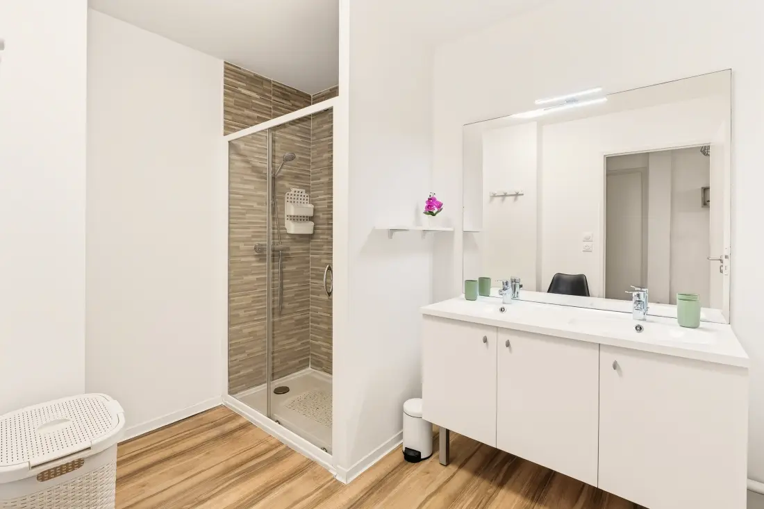 dalszöveg: Maeva Home