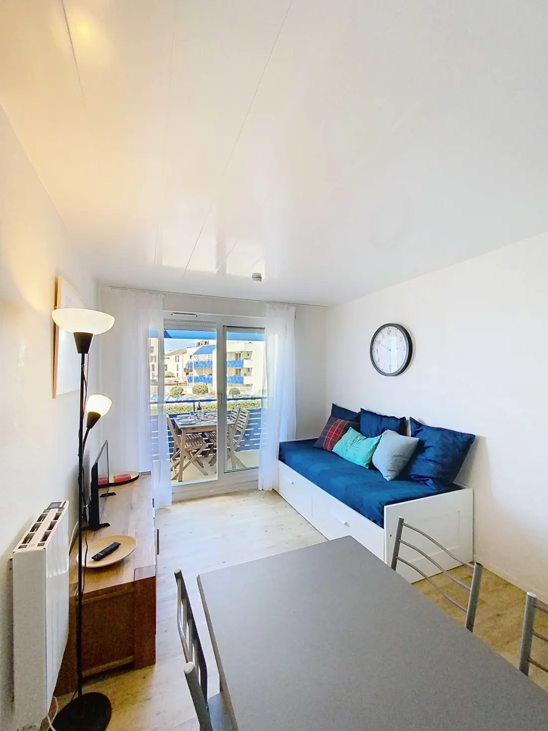 Navy Blue Residence
