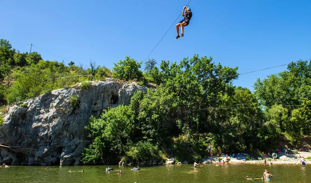 Camping Domaine de Chaussy5 Sterren★★★★★