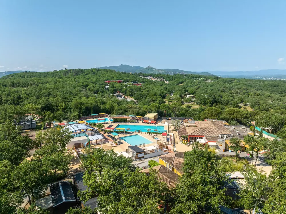 Camping Domaine de Chaussy5 Sterren★★★★★