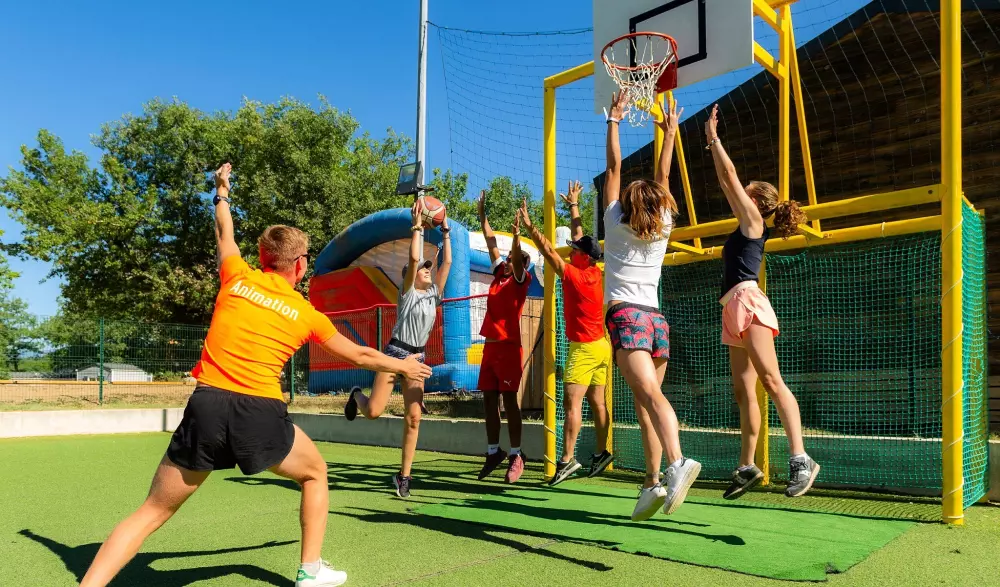 Camping Domaine de Chaussy5 Sterren★★★★★