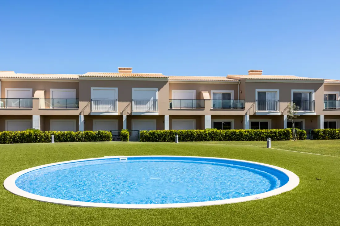 Casa Malhotra a Boa Vista Golf Resortban, Bayview Village