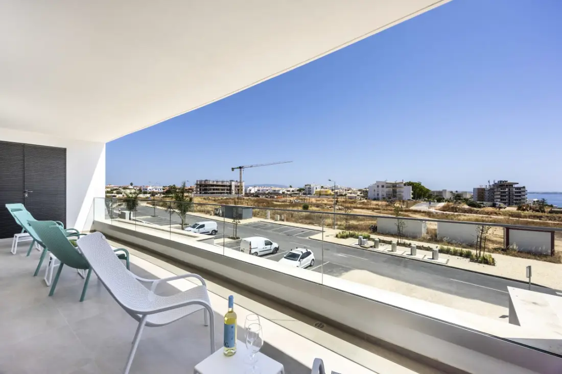 Lagos Odyssey - Sea és Bay View Dona Anna