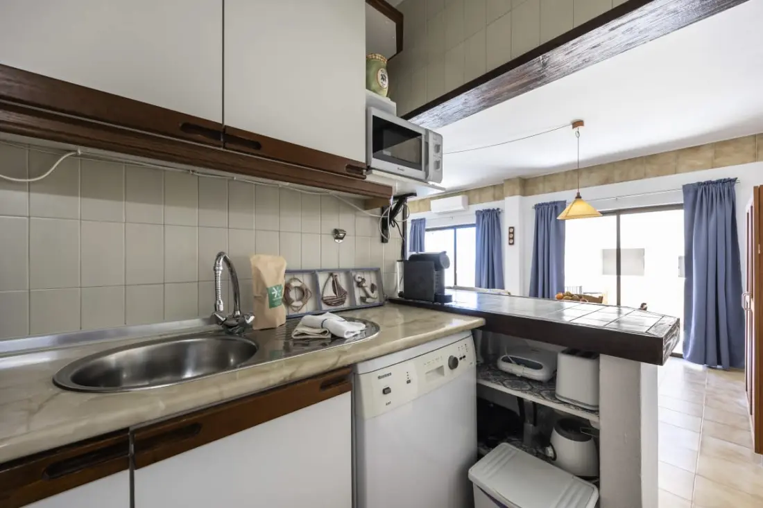 Ross Ross Apartman